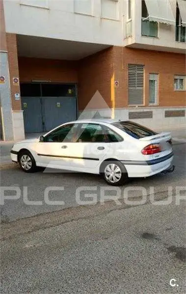 2000 Renault Laguna