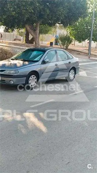 2000 Renault Laguna