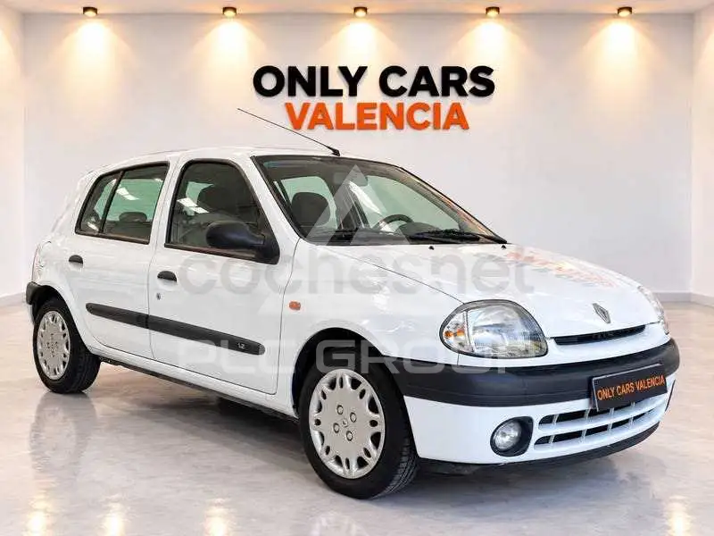 2000 Renault Clio