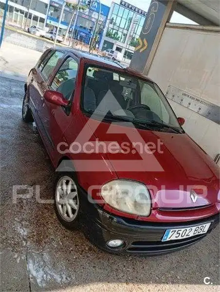 2000 Renault Clio