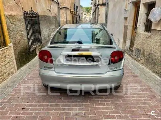 2000 Renault Megane