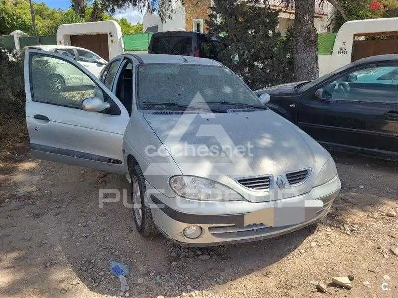 2000 Renault Megane