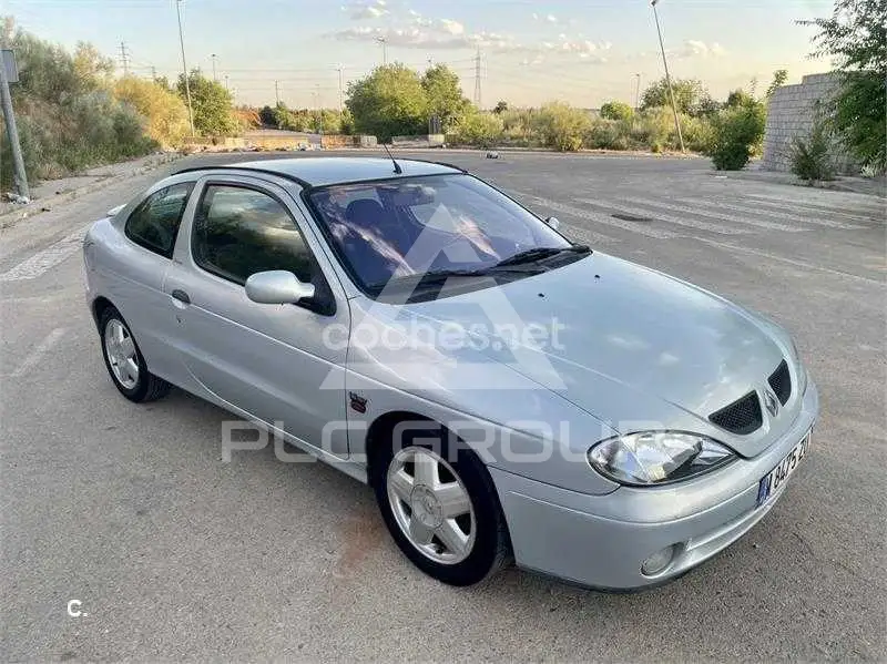 2000 Renault Megane