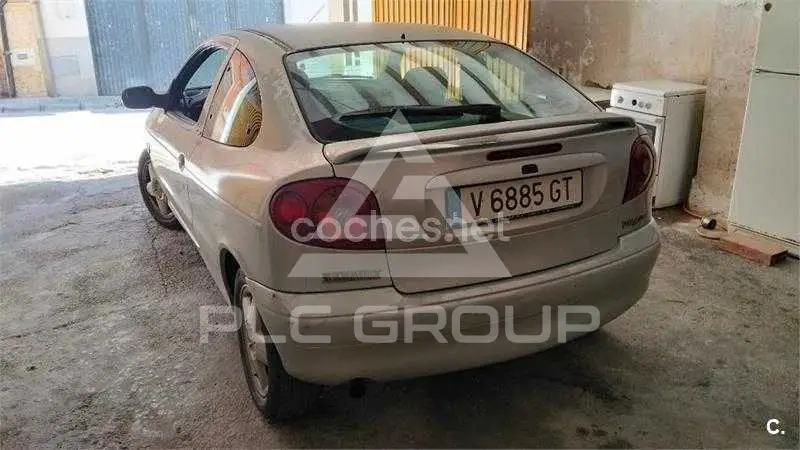 2000 Renault Megane