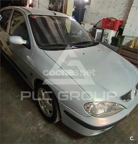 2000 Renault Megane