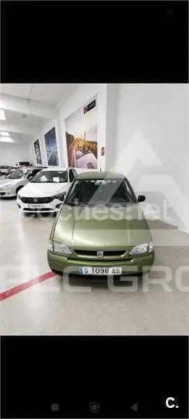2000 Seat Arona