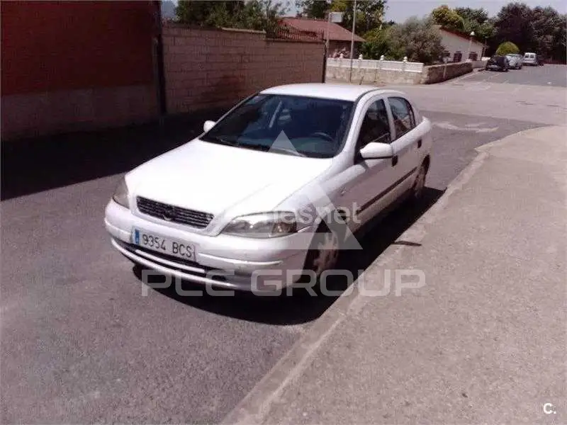 2000 Opel Astra