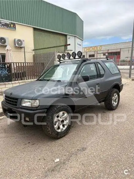 2000 Opel Frontera