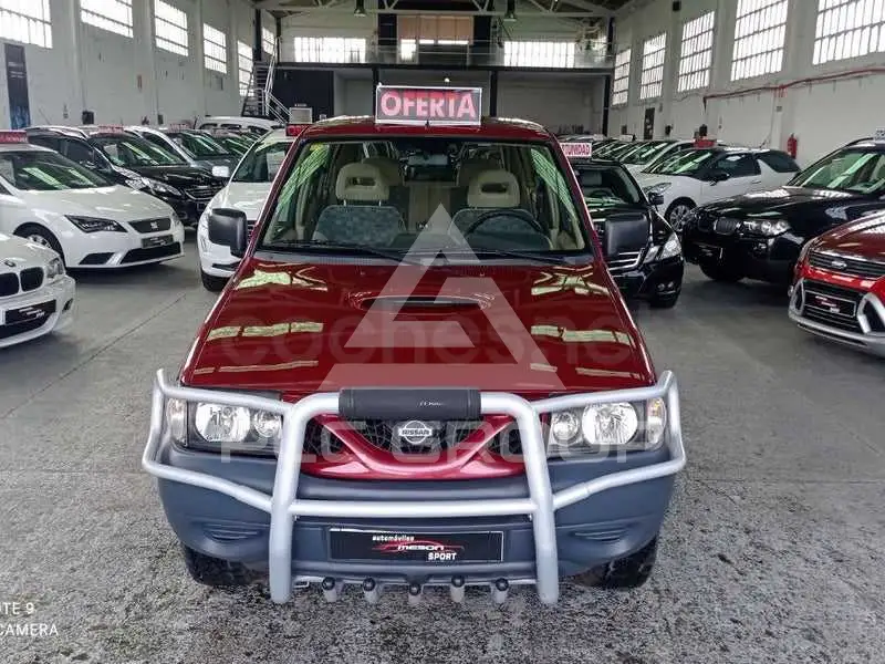 2001 Nissan Terrano