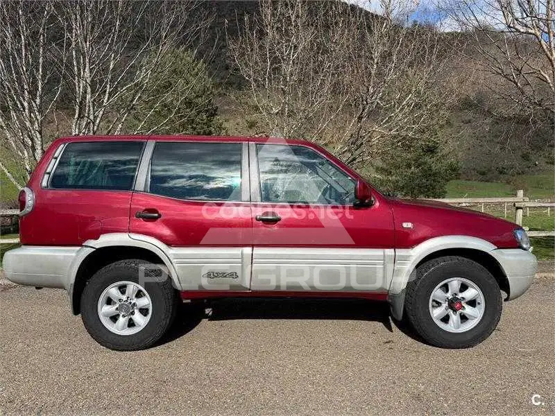 2001 Nissan Terrano
