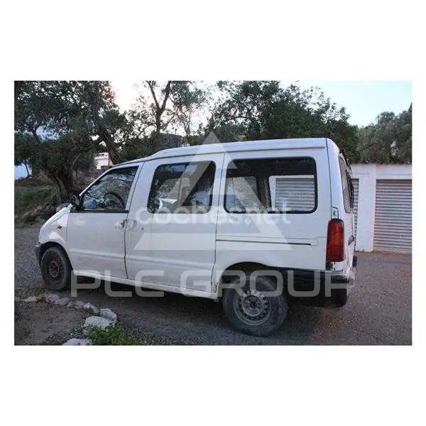 2001 Nissan Vanette