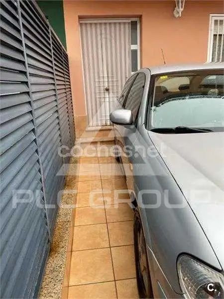 2001 Nissan ALMERA
