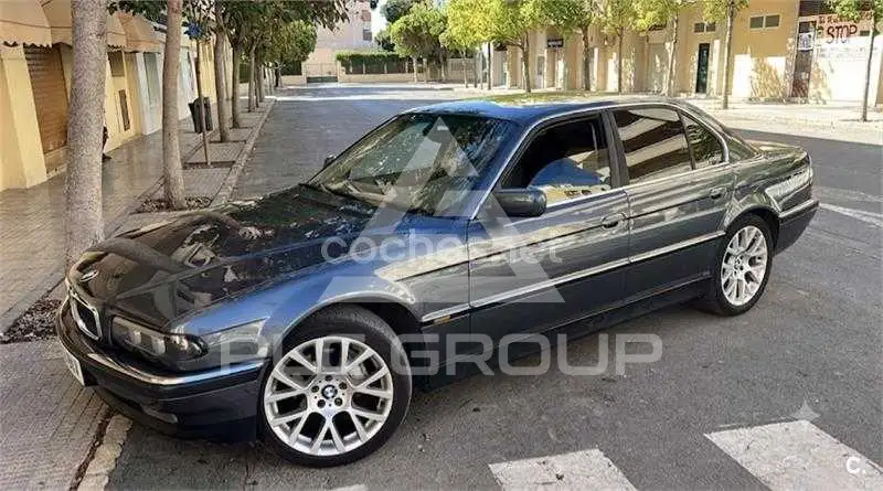 2001 BMW 7 series