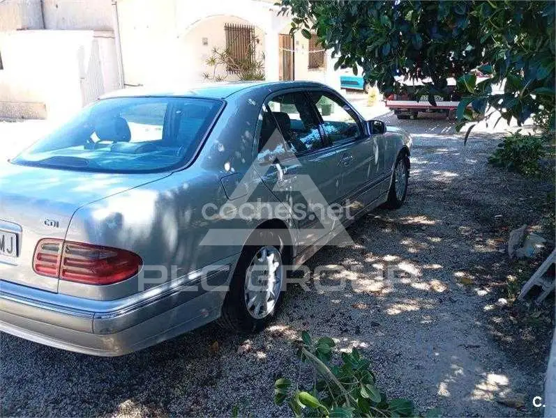 2001 Mercedes Benz E-Class