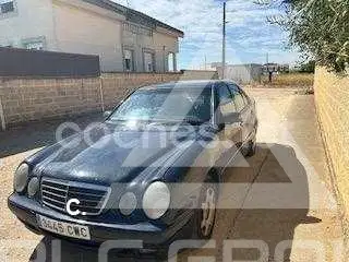 2001 Mercedes Benz E-Class