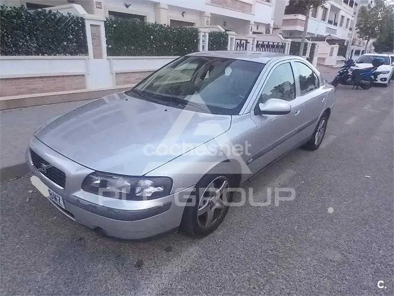 2001 Volvo S60