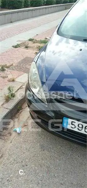 2001 Peugeot 307