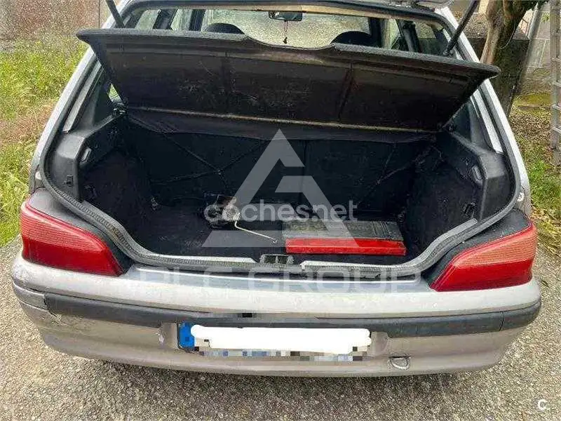 2001 Peugeot 106