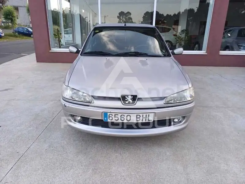 2001 Peugeot 306