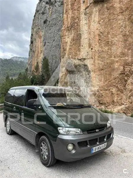 2001 Hyundai H-1