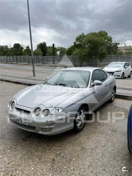 2001 Hyundai Coupe