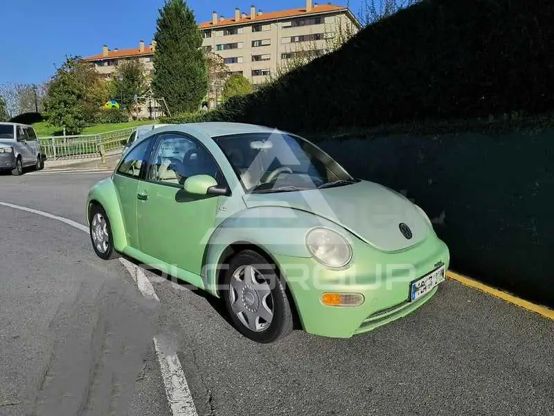 2001 Volkswagen BEETLE