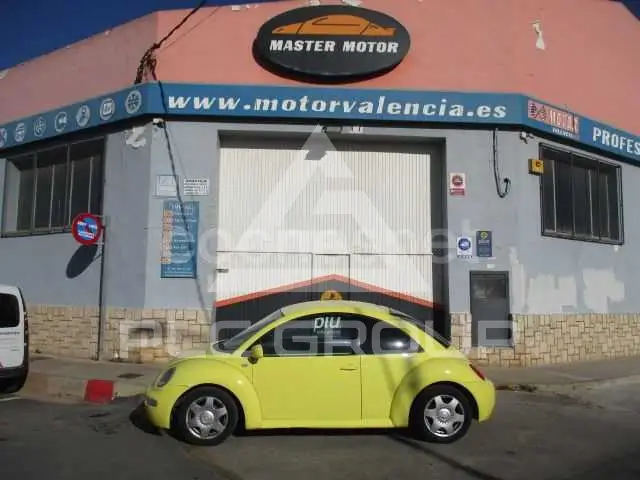 2001 Volkswagen BEETLE