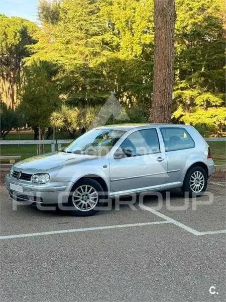 2001 Volkswagen GOLF