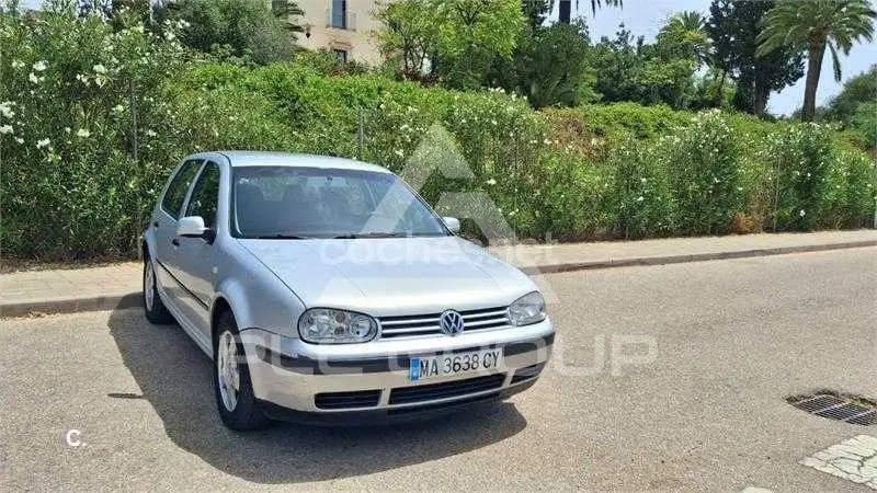 2001 Volkswagen GOLF