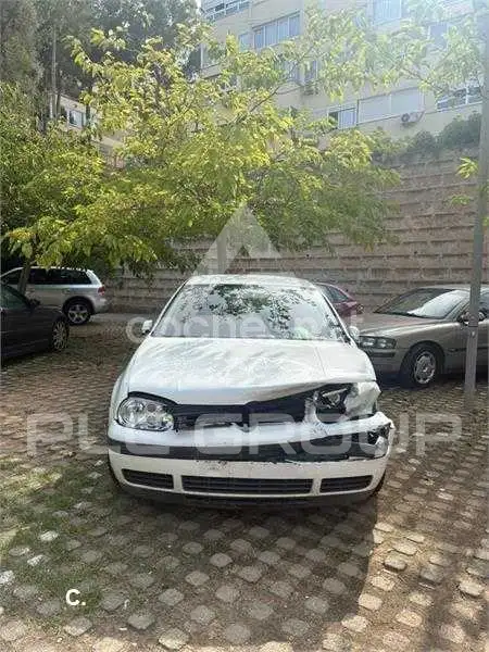 2001 Volkswagen GOLF