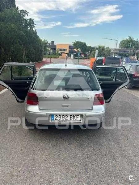 2001 Volkswagen GOLF