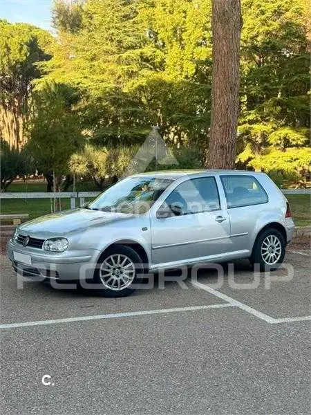 2001 Volkswagen GOLF