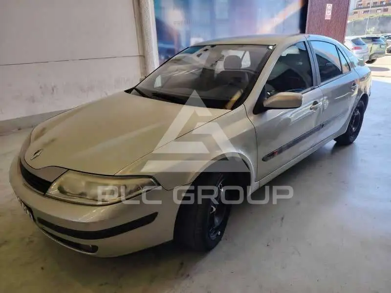 2001 Renault Laguna
