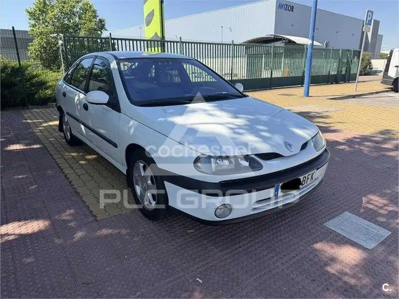 2001 Renault Laguna