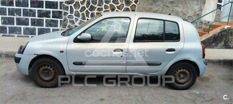 2001 Renault Clio
