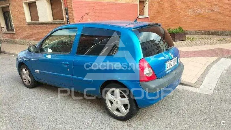 2001 Renault Clio