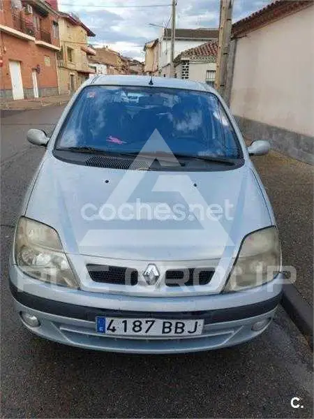 2001 Renault Megane