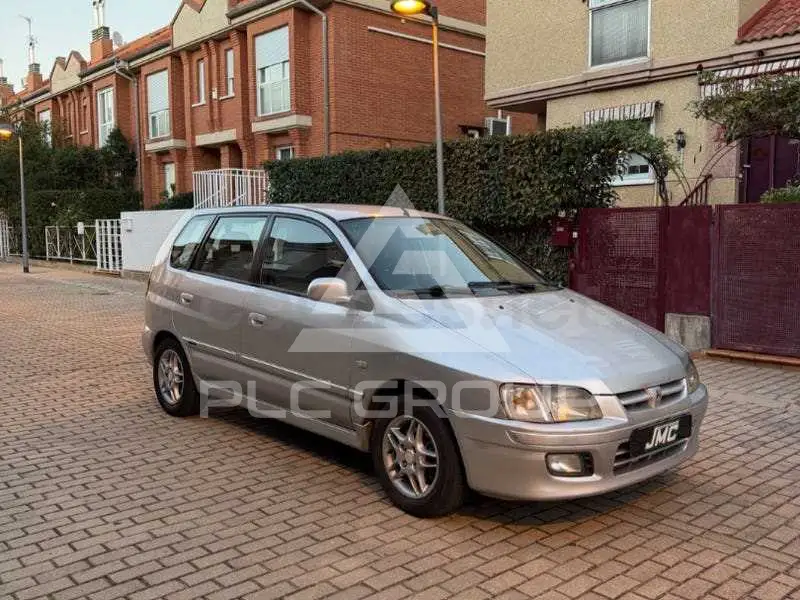2002 Mitsubishi SpaceStar
