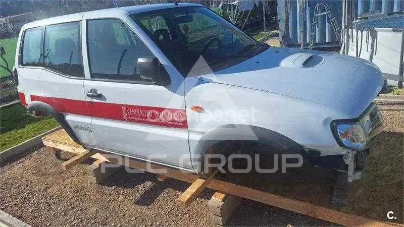 2002 Nissan Terrano