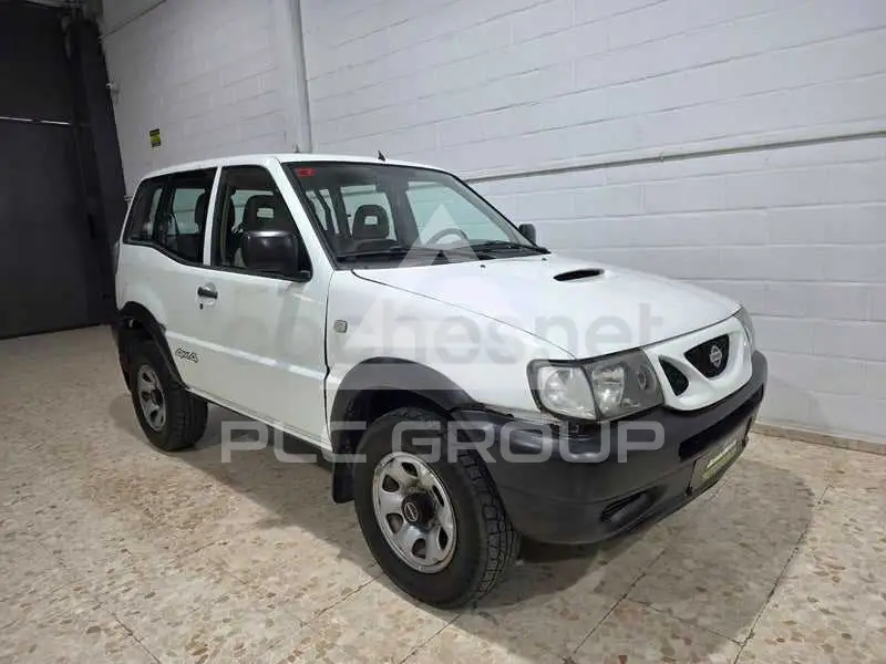 2002 Nissan Terrano