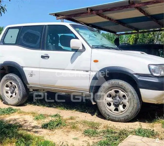 2002 Nissan Terrano