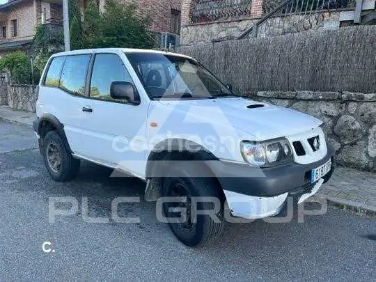 2002 Nissan Terrano