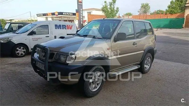 2002 Nissan Terrano