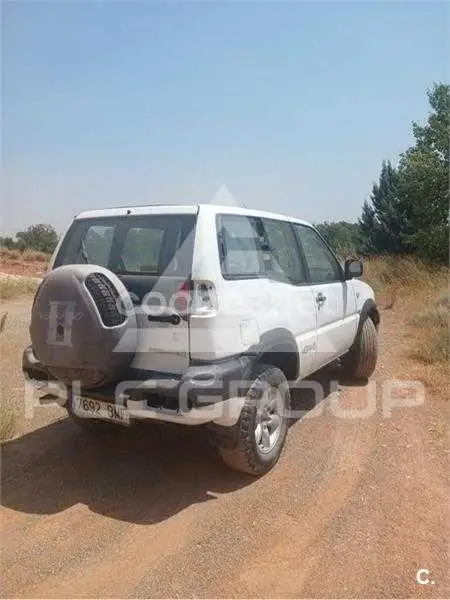 2002 Nissan Terrano