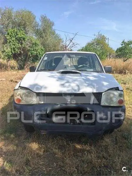2002 Nissan Pickup