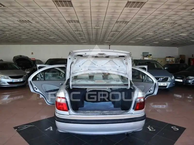 2002 Nissan ALMERA