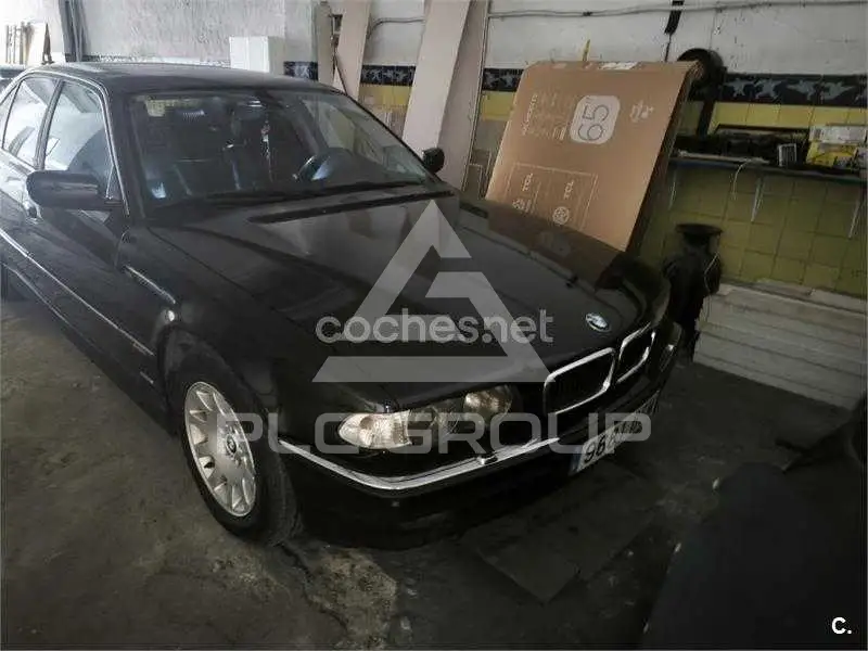 2002 BMW 7 series