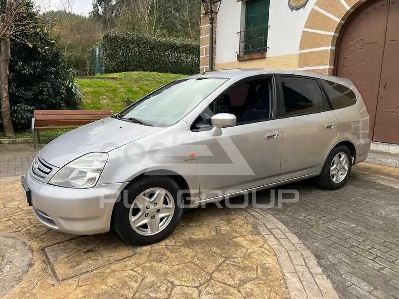 2002 Honda Stream