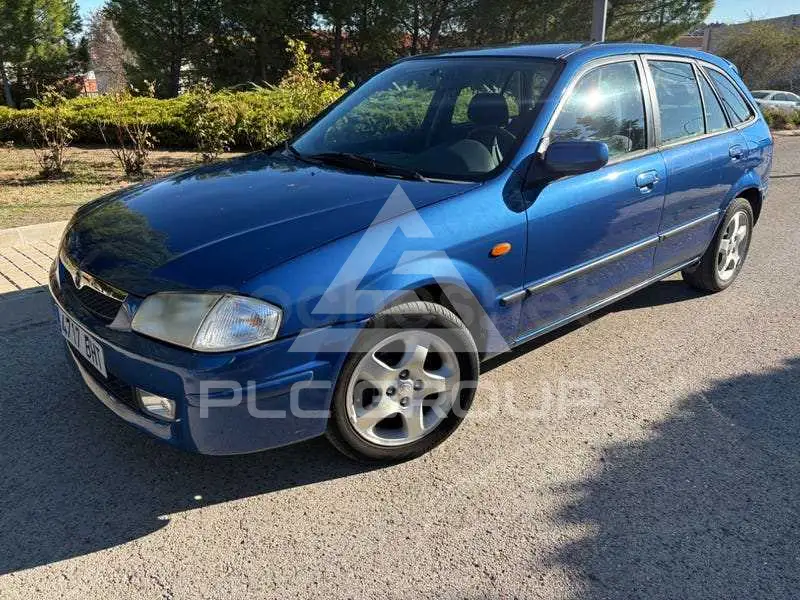 2002 Mazda 323