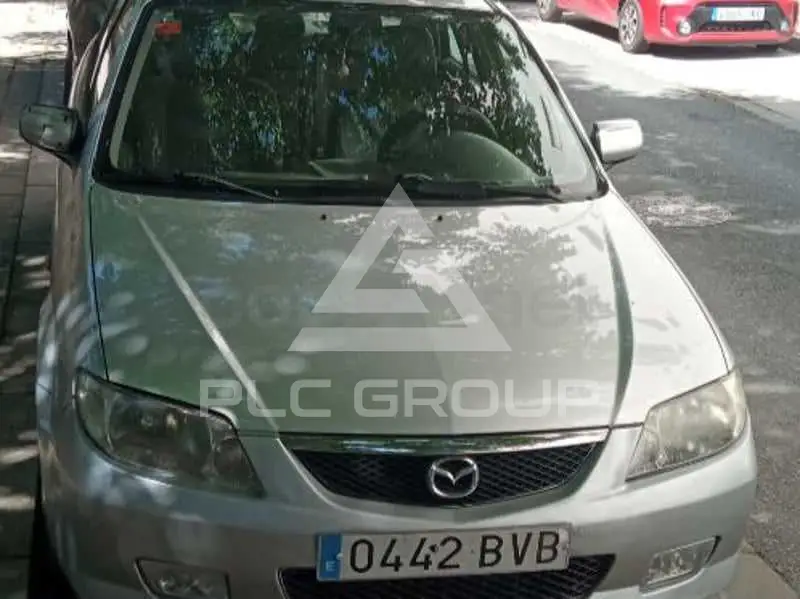2002 Mazda 323